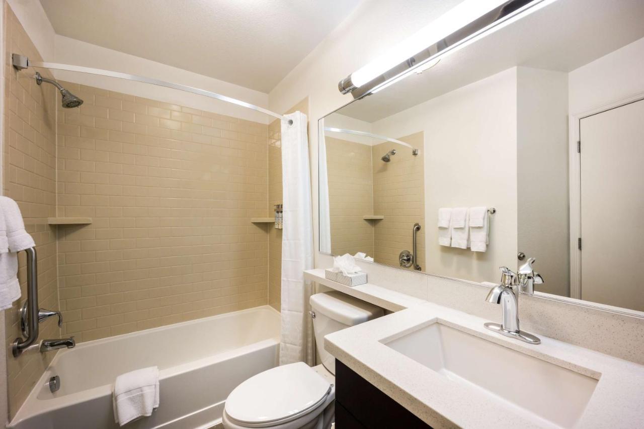Sonesta Simply Suites Detroit Warren Eksteriør billede