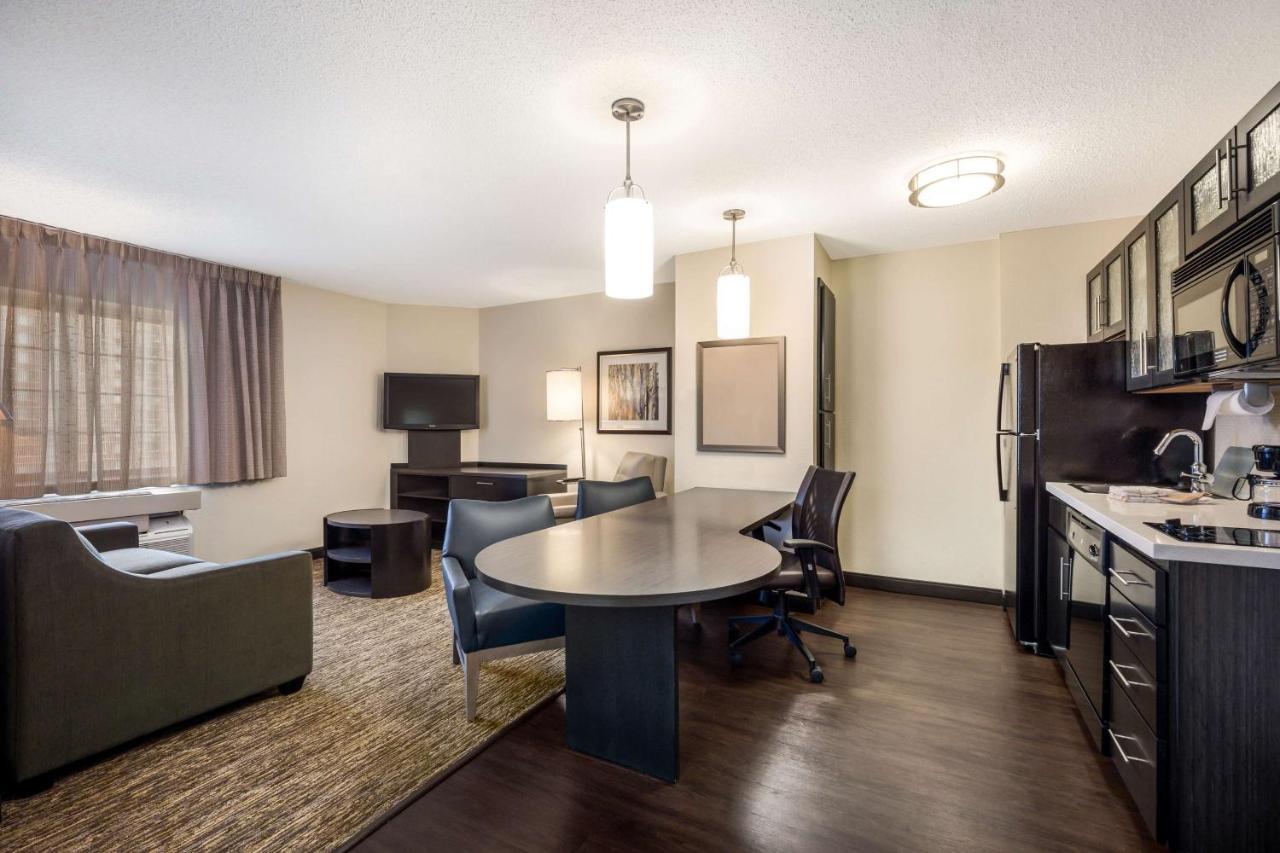 Sonesta Simply Suites Detroit Warren Eksteriør billede